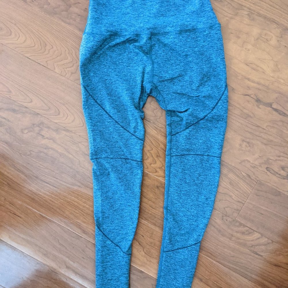 Alphalete Revival blue Leggings Large MAKE OFFER